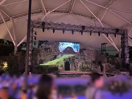 【ナイトサファリ 】優先乗車付マルチランゲージ（日本語ガイダンス）トラム確約＋アニマルショー（JTB座席指定）鑑賞＜往復送迎付／夕食付＞＜往復送迎付／夕食なし＞