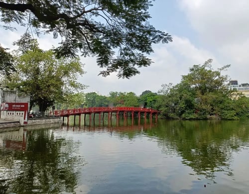 玉山祠の外観