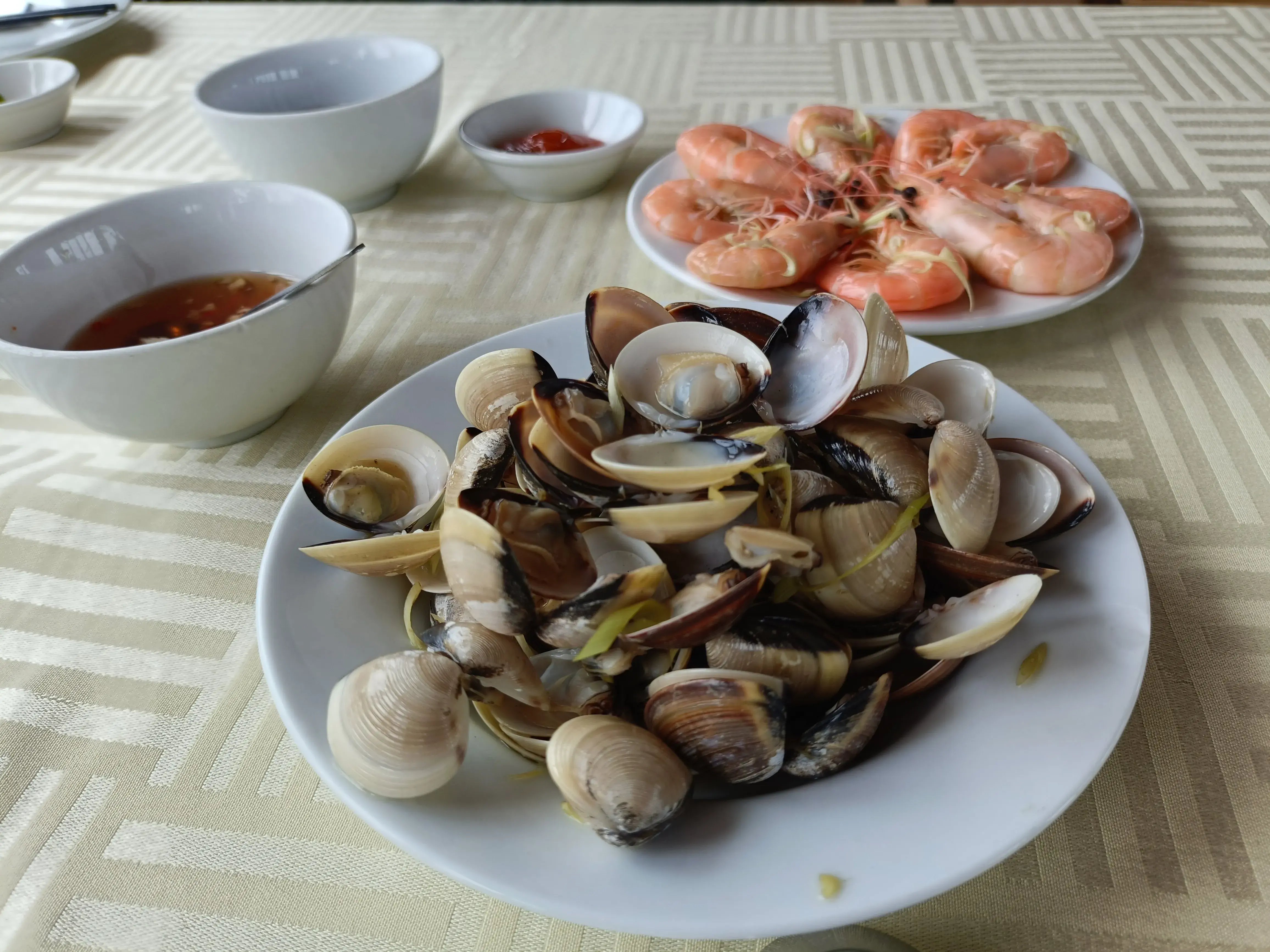 船の昼食