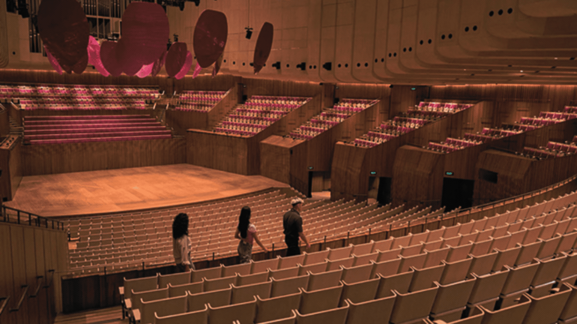 OPERA HOUSE