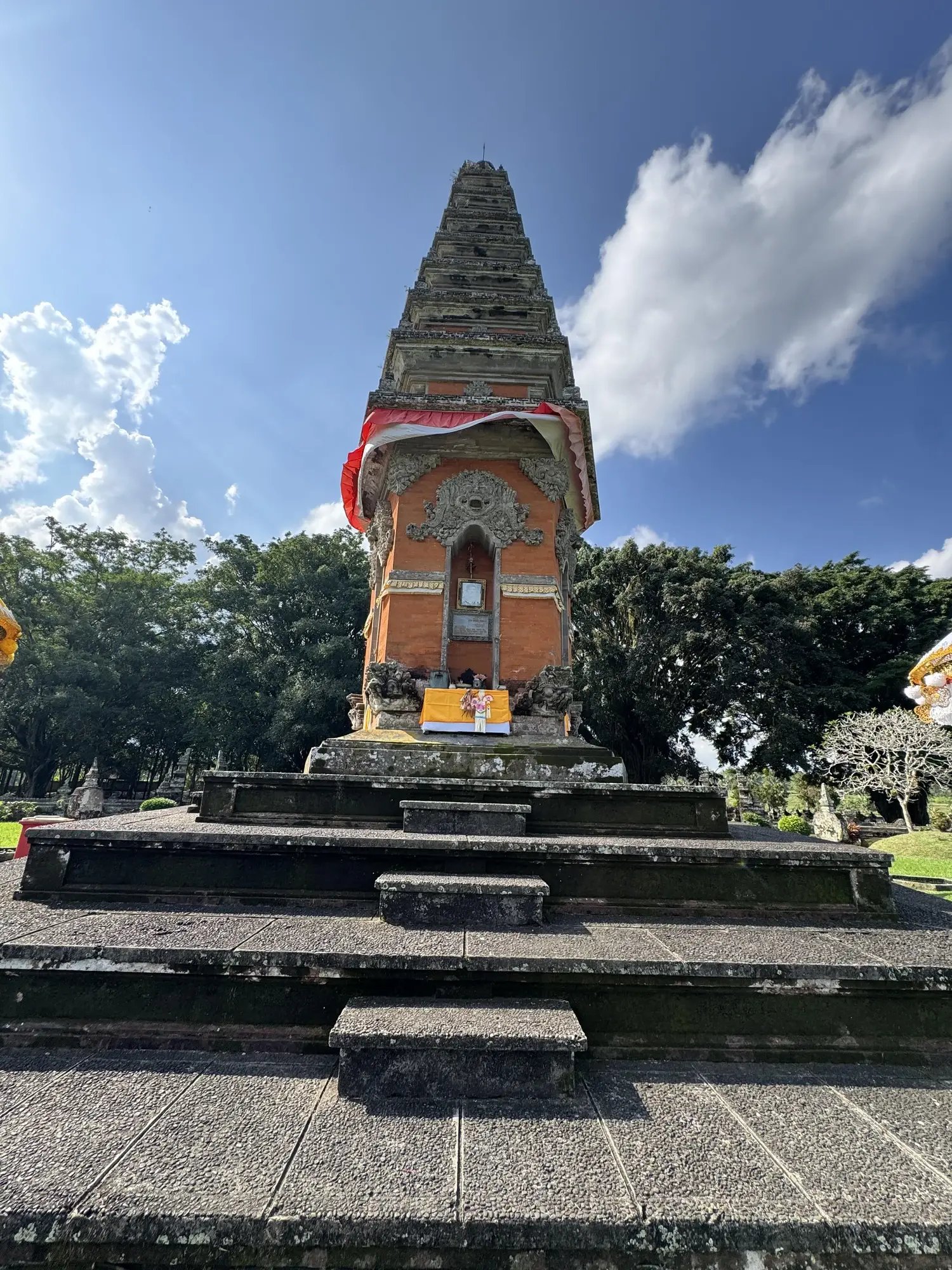 IDN1_margarana_ngurahrai_reibyo_close_006