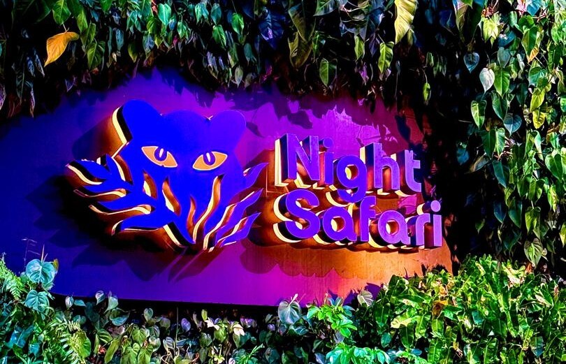 【ナイトサファリ 】優先乗車付マルチランゲージ（日本語ガイダンス）トラム確約＋アニマルショー（JTB座席指定）鑑賞＜往復送迎付／夕食付＞＜往復送迎付／夕食なし＞
