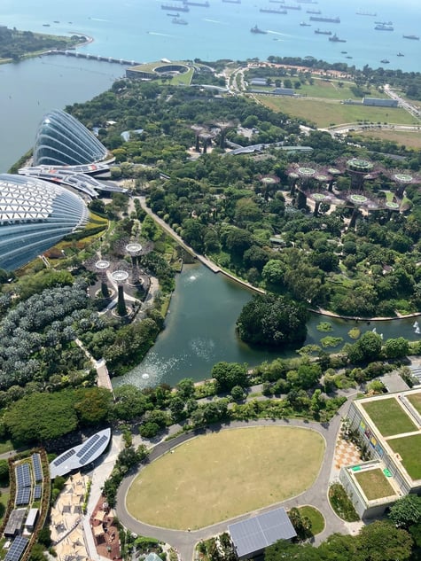 サンズ・スカイパークから見えるガーデンズバイザベイ