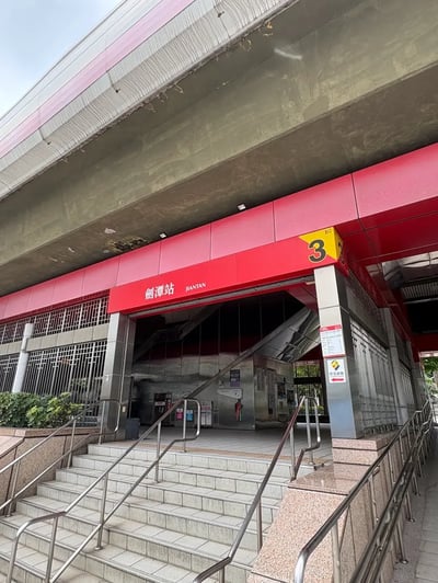 TWN1_202608-2_001剣潭駅