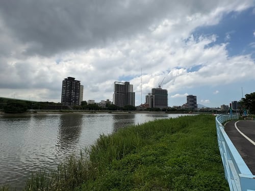 TWN1_202608-2_008基隆河