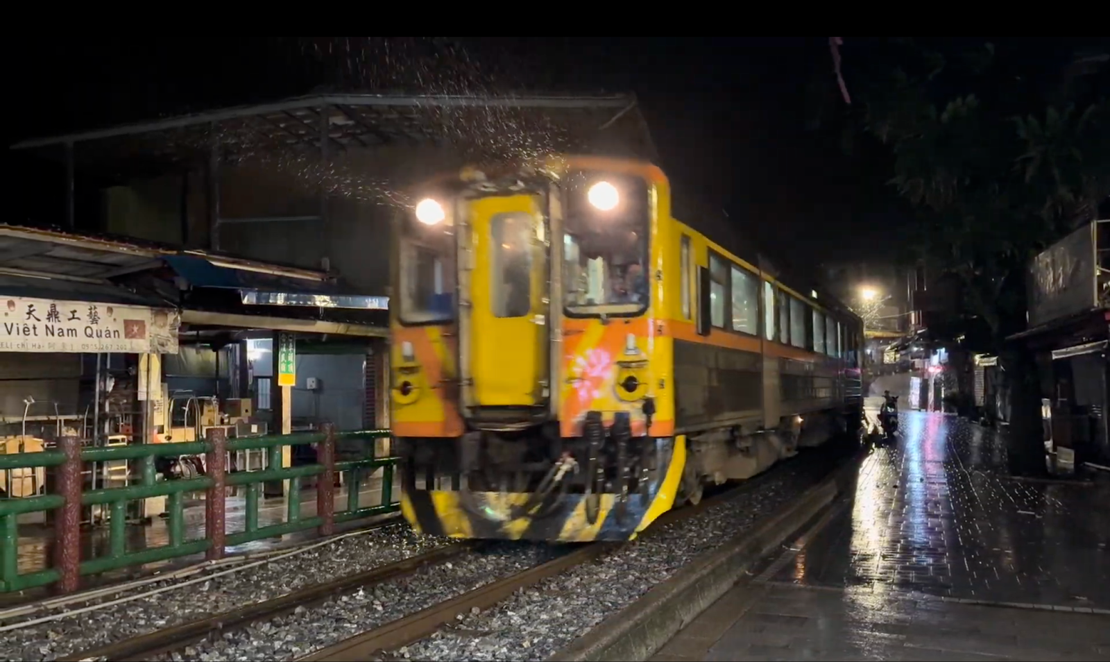 十分ランタン上げ