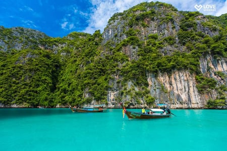 スピードボートで行くピピ島＋バンブー島1日観光