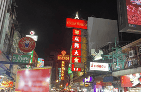 トゥクトゥクで旧市街夜景巡り