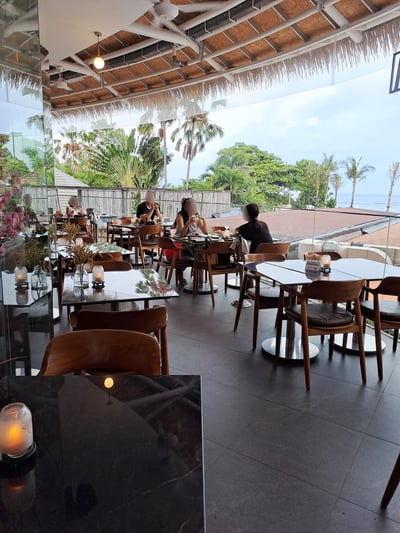 バリ島のICON BALI  ブロッサムステーキハウス  テラス席