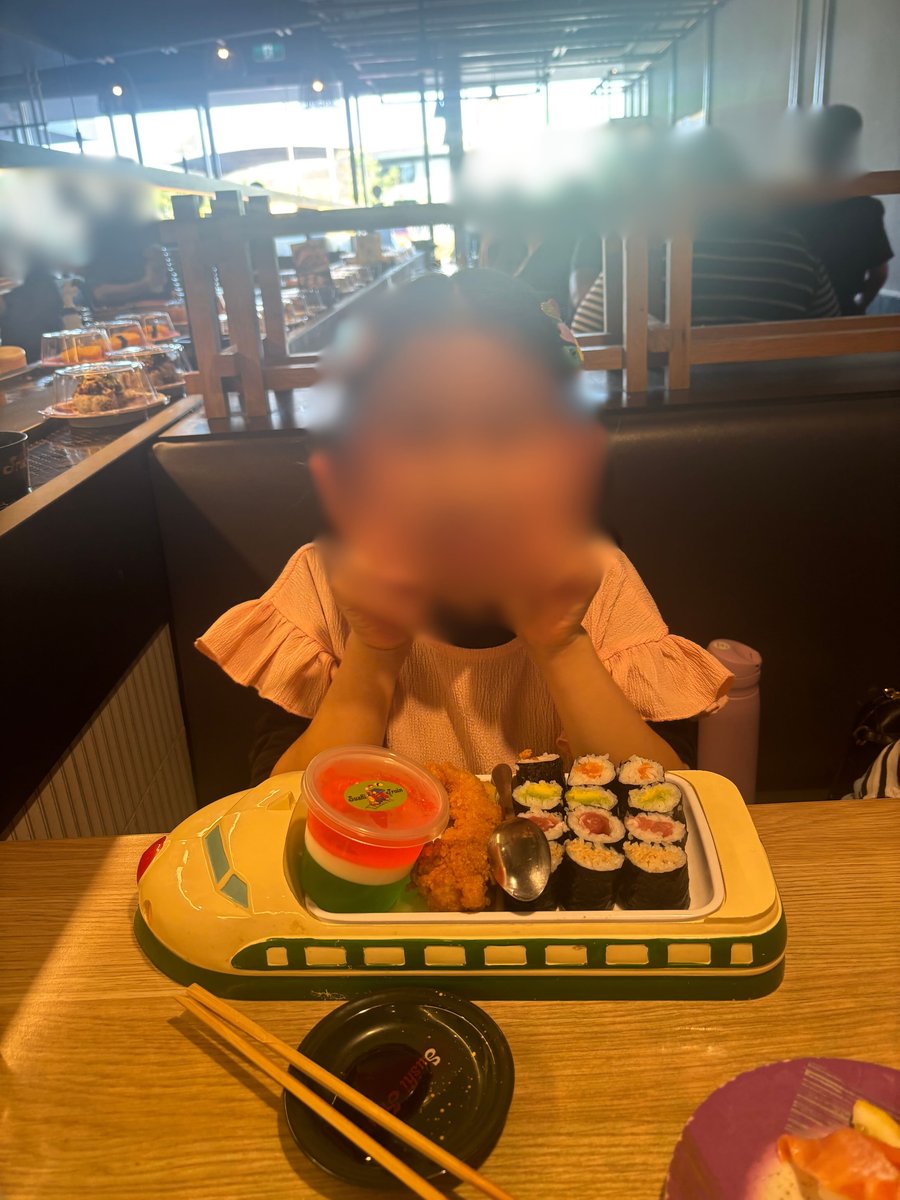 お子様寿司トレー