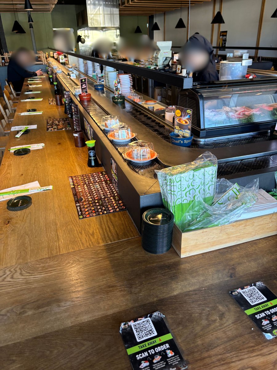 Sushi Train店内風景