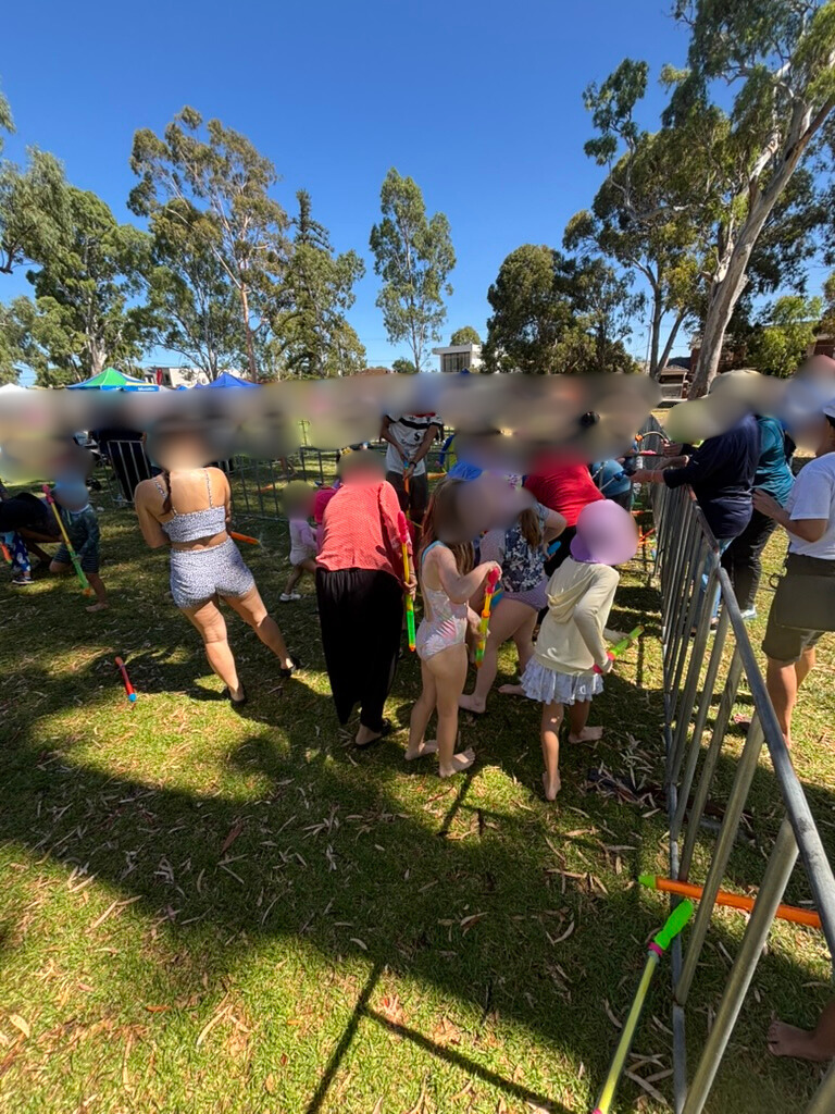 AUS-03-26-0102-001 - 水鉄砲コーナー