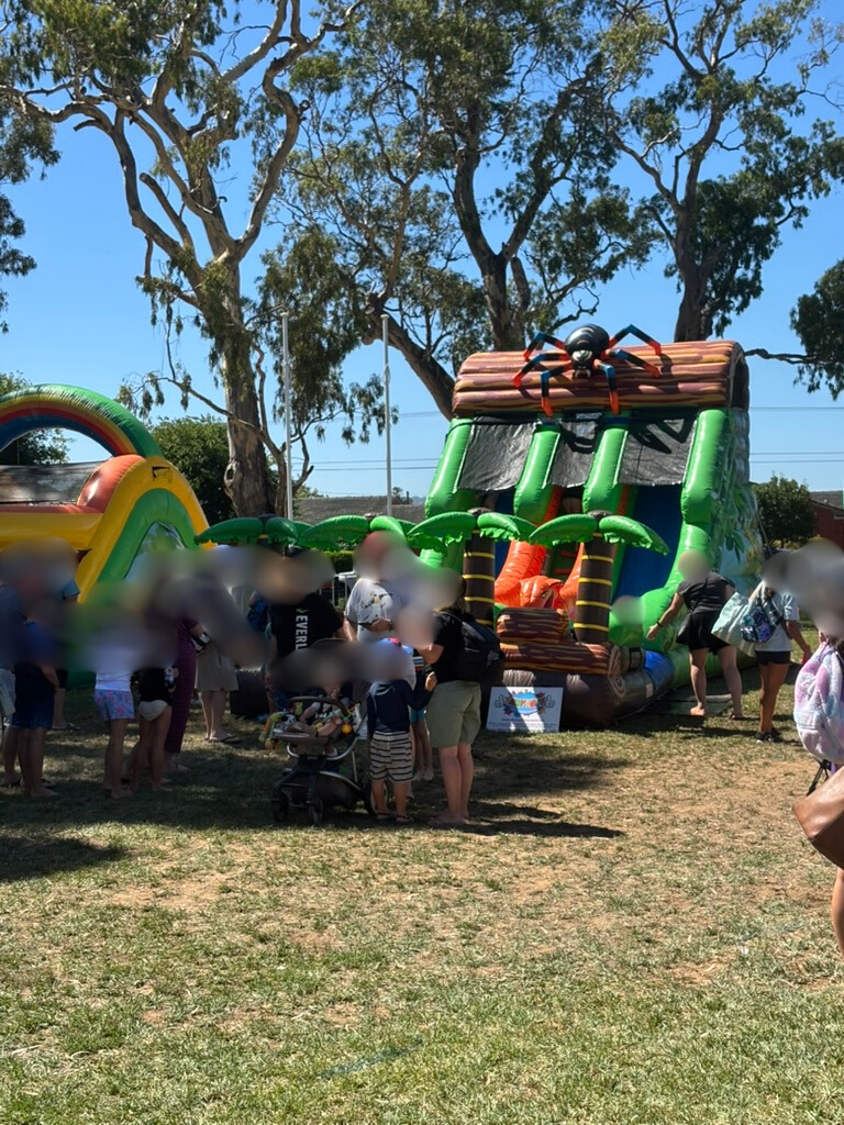 AUS-03-26-0102-002 - ウォータースライダー1