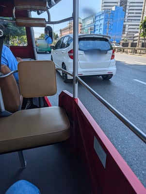 トゥクトゥク乗車の様子