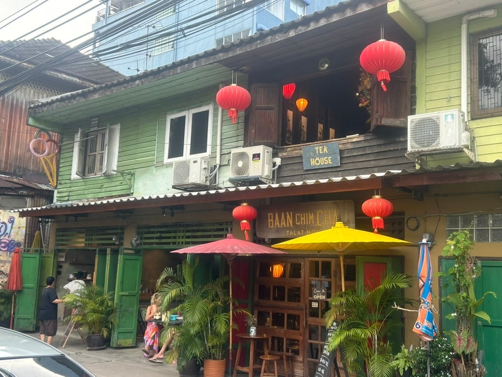 THA-05-25-1220-003カフェ外観