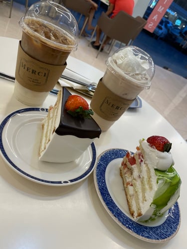 Café Merci (カフェ メルシー) のケーキ