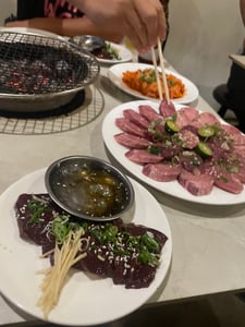 お肉