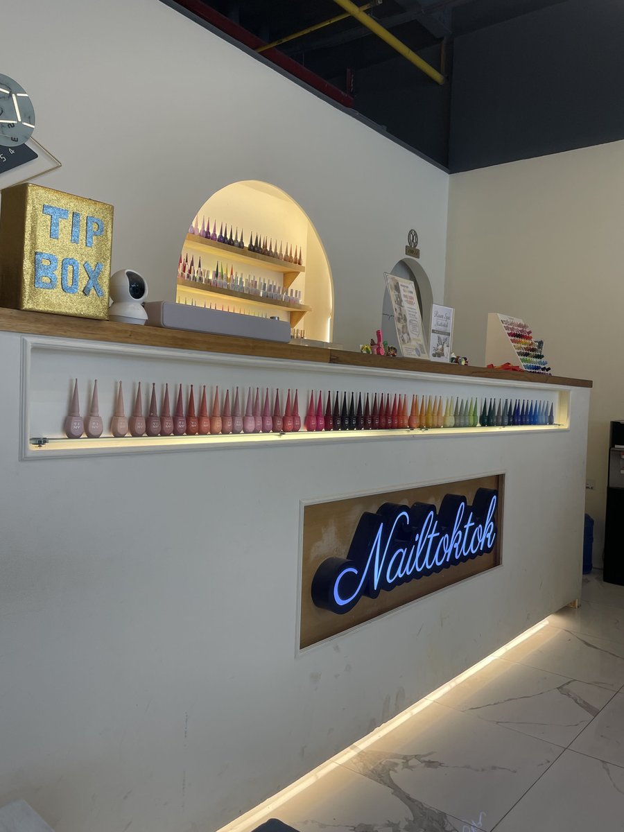 toktok店内2