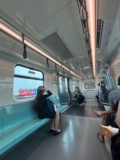 車内様子