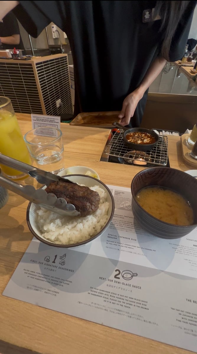 PHL-02-25-1105-004 ハンバーグ嘉3