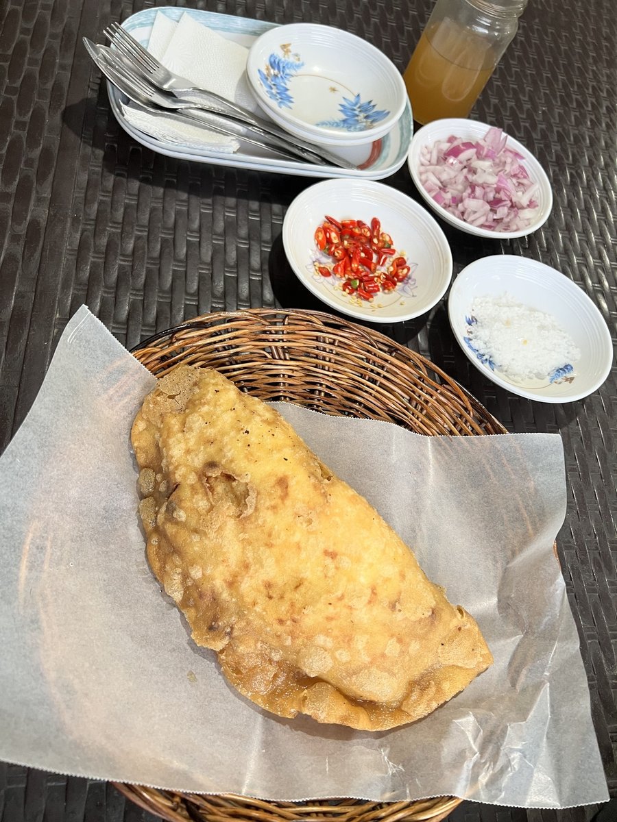 PHL-02-25-1204_005 エンパナーダのレストラン3