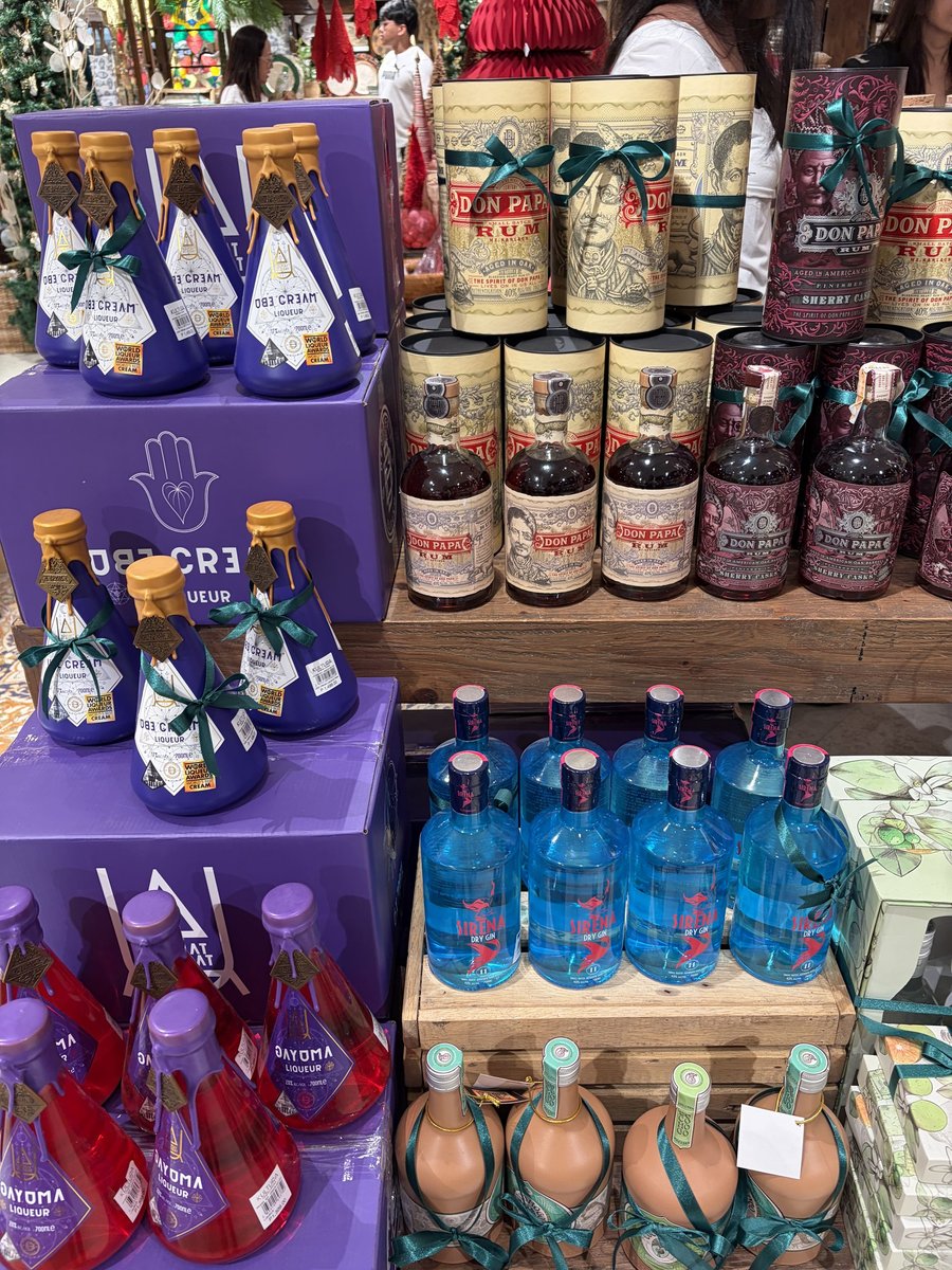 PHL-04-26-0130-007 お酒コーナー