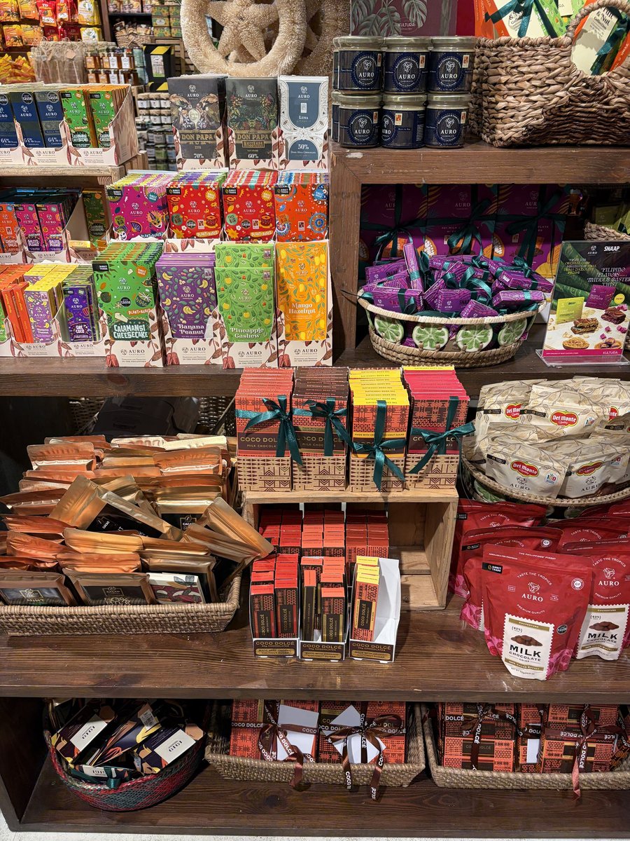 PHL-04-26-0130-008 お菓子コーナー1