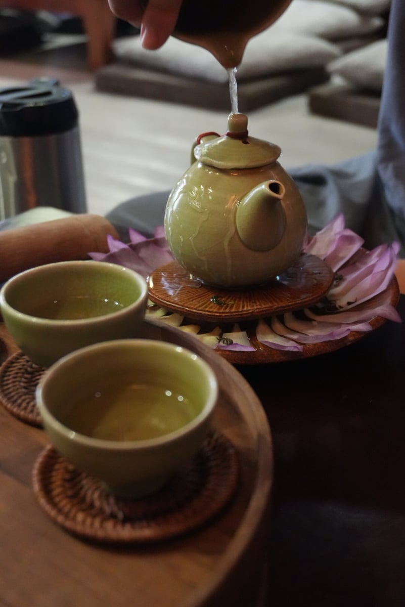 VNM-05-25-1109-000 蓮茶