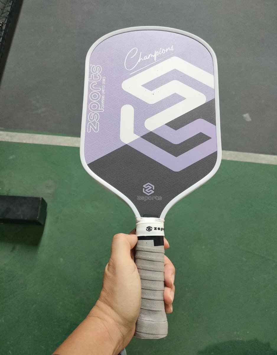 VNM-06-25-1228-003 ピックルボールのラケット