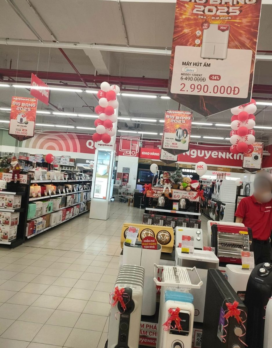 VNM-06-26-0107-001 店舗の様子