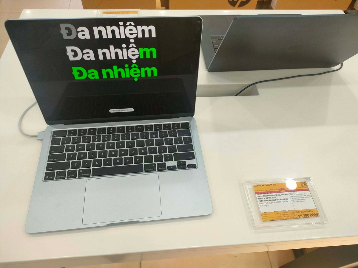 VNM-06-26-0107-009 Macbook Air