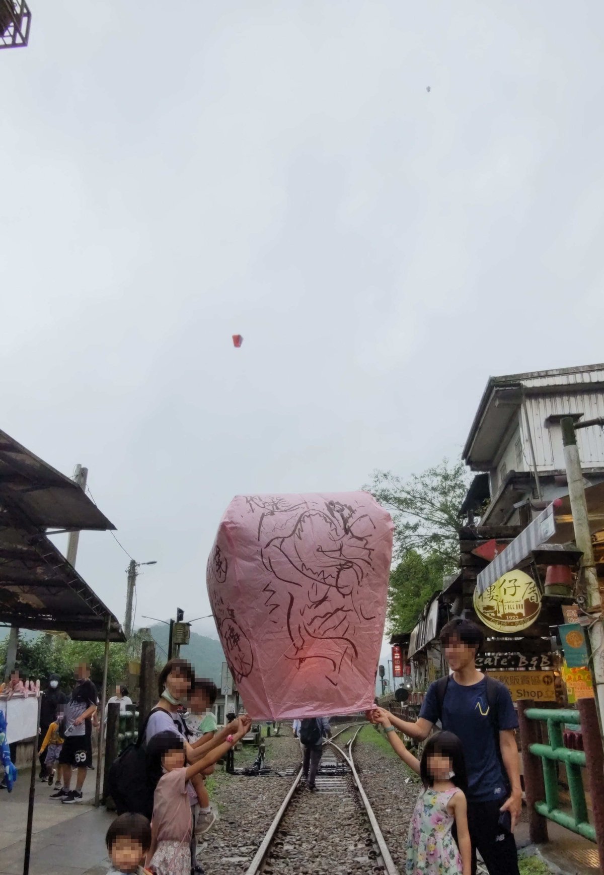 TWN-01-25-1112-006_上げていく途中