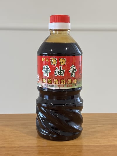台湾のとろみ醤油の正面