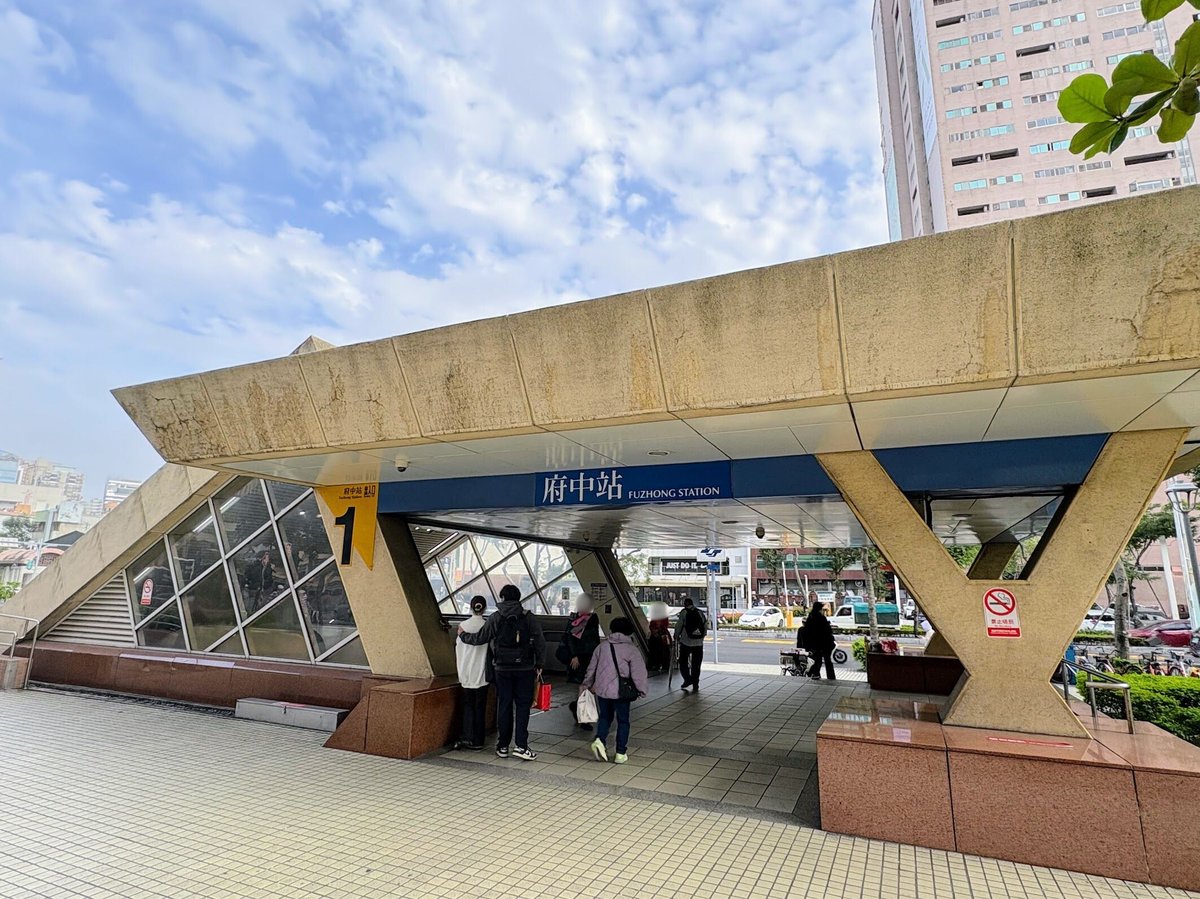 TWN-05-26-0129-001府中駅