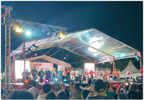 盆踊りイベントの風景