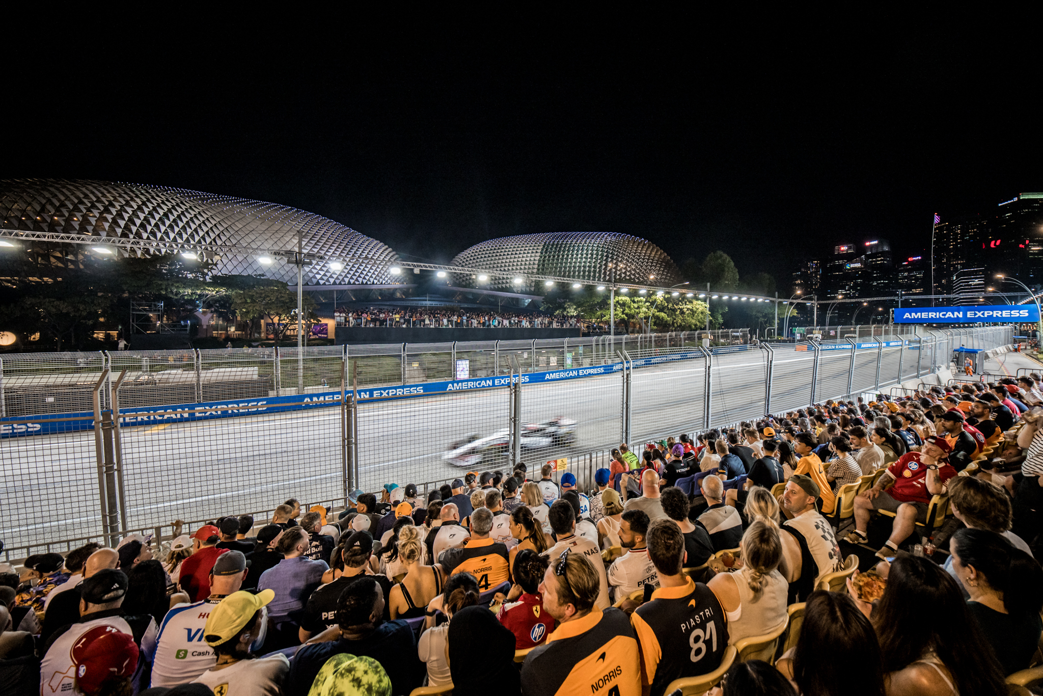 Race action with Esplanade Theatre in the backdrop